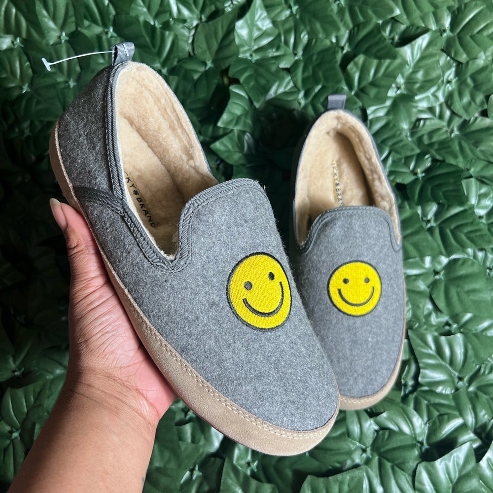 Women’s Lucky Brand Slippers Sz 9 New